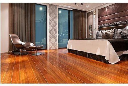 卧室地面常见的装饰材料主要有木地板,地毯以及大理石等,由于卧室是